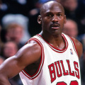 When Michael Jordan Explained How a Finger Injury Influenced His Decision to Retire in 1998