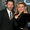 Kelly Clarkson Shades Ex-Husband Brandon Blackstock With Cheeky Holiday Album Visualizer: Check Out