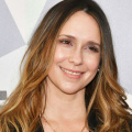 Jennifer Love Hewitt’s Weight Loss: Slamming Body-shaming Trolls