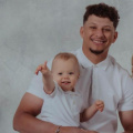 Patrick And Brittany Mahomes’ Unborn Baby Daughter Already Has Excellent Name From NFL Fans: ‘Sterling…Bronze…Goldie?’ 