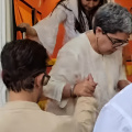 Aamir Khan helps ex-wife Reena Dutta at her father's last rites; fans praise his true gentleman behavior: WATCH