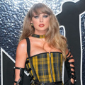 Taylor Swift Makes MTV VMAs History As The Most Awarded Solo Artist; Here's All The Moon People She Took Home This Year