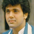 When Govinda gifted his shirt to Raaj Kumar who used it as handkerchief to wipe off his hands