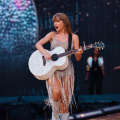 Taylor Swift's Beauty Secrets Revealed – You Won't Believe Her Routine!