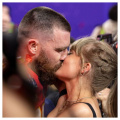  'A Certain Someone Could Never': Taylor Swift Fans Compare Travis Kelce with Joe Alwyn After NFL Star Says He's Proud of His Girl