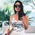 Kareena Kapoor Khan’s ‘Italian selfie’ is breaking the internet, and we cannot help but say ‘Tumhe koi haq nahi banta ki tum itni khoobsurat lago’