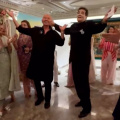 Jeetendra dances with bestie Rakesh Roshan at his 50th wedding anniversary proving bromance knows no age; WATCH