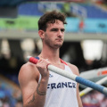 ‘Biological Disadvantage’: Fans React Hilariously as Anthony Ammirati’s Olympic Dream Dashed by Unfortunate Pole Vault Mishap
