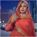 Meena Kumari 91st Birth Anniversary: Did you know ‘Tragedy Queen’ used to hide her left hand in front of cameras? Here's why