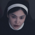 Dark Nuns stills: Song Hye Kyo takes on evil as fearless nun to save a soul in upcoming supernatural horror; SEE