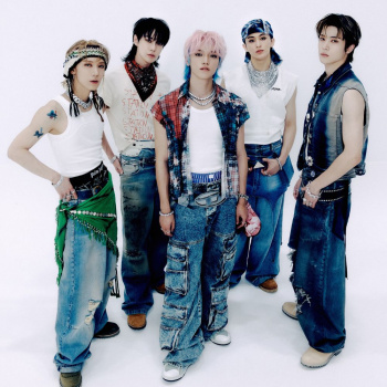 Baggy Jeans song: NCT brings back the fashion trend in their