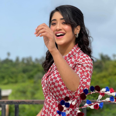 EXCLUSIVE VIDEO: Shivangi Joshi Reveals How Two Senior Actors ...