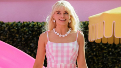 Margot Robbie Takes You Inside the Barbie Dreamhouse (Video 2023) - IMDb