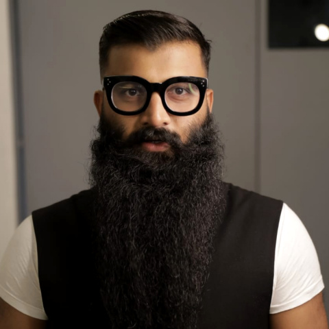 7 Ranveer Singh hair + beard styles to try in 2018 | Hair and beard styles, Long  hair styles, Long hair styles men