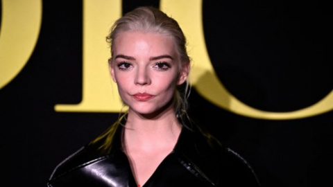 Anya Taylor Joy's Hottest Looks: Photos – Hollywood Life