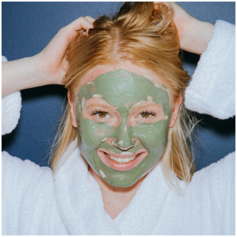 green skin care face mask