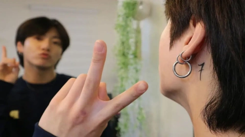 This Is The Meaning of Tattoo on BTS Jungkook's thumb 방탄소년단정국 전정국 정국  JUNGKOOK [정국의 문신] : 네이버 블로그