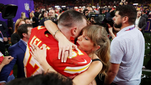 Travis Kelce Drinks Beer From a Trophy After Auctioning Taylor Swift's Tour Tickets at Mahomes' Charity Event | PINKVILLA