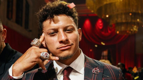 When is Patrick Mahomes Retiring? Chiefs' Star Takes Tom Brady's Help to REVEAL  Retirement Plans | PINKVILLA