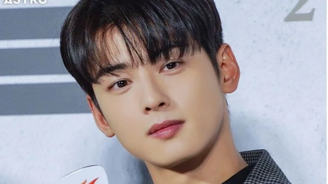 V Report] Cha Eun-woo talks about winning rookie award