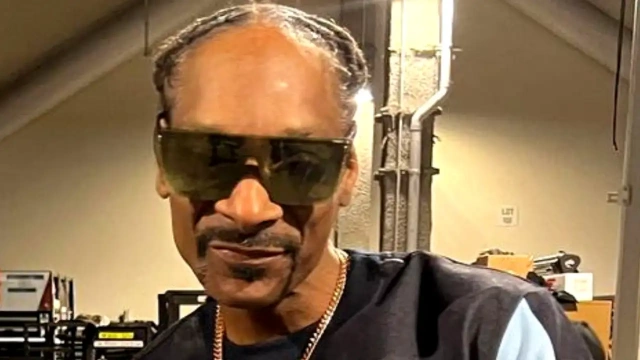 Snoop Dogg Caught Smoking Before Super Bowl Halftime Performance