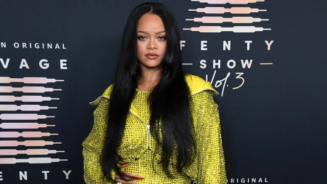 rihanna: Super Bowl 2023: Rihanna will not get paid for her halftime  performance; Here's why - The Economic Times