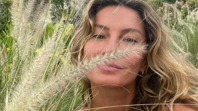 Gisele Bündchen admits to 'very tough' times following Tom Brady divorce:  'When it rains, it pours'